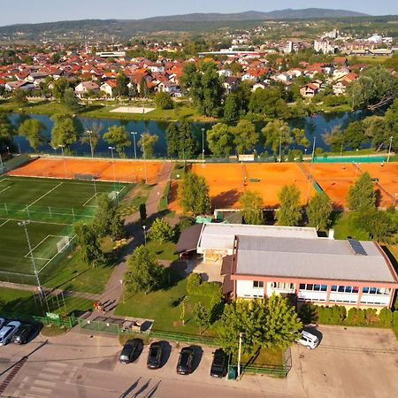 Swiss Plus Hotel Bihać Zewnętrze zdjęcie