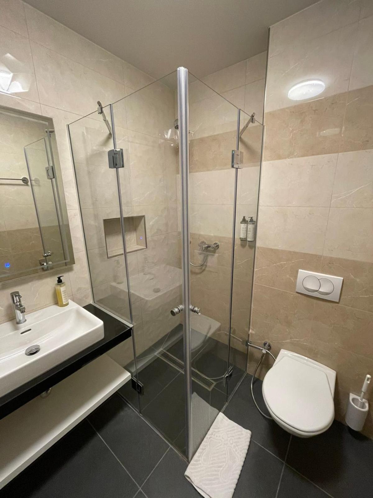 Swiss Plus Hotel Bihać Zewnętrze zdjęcie