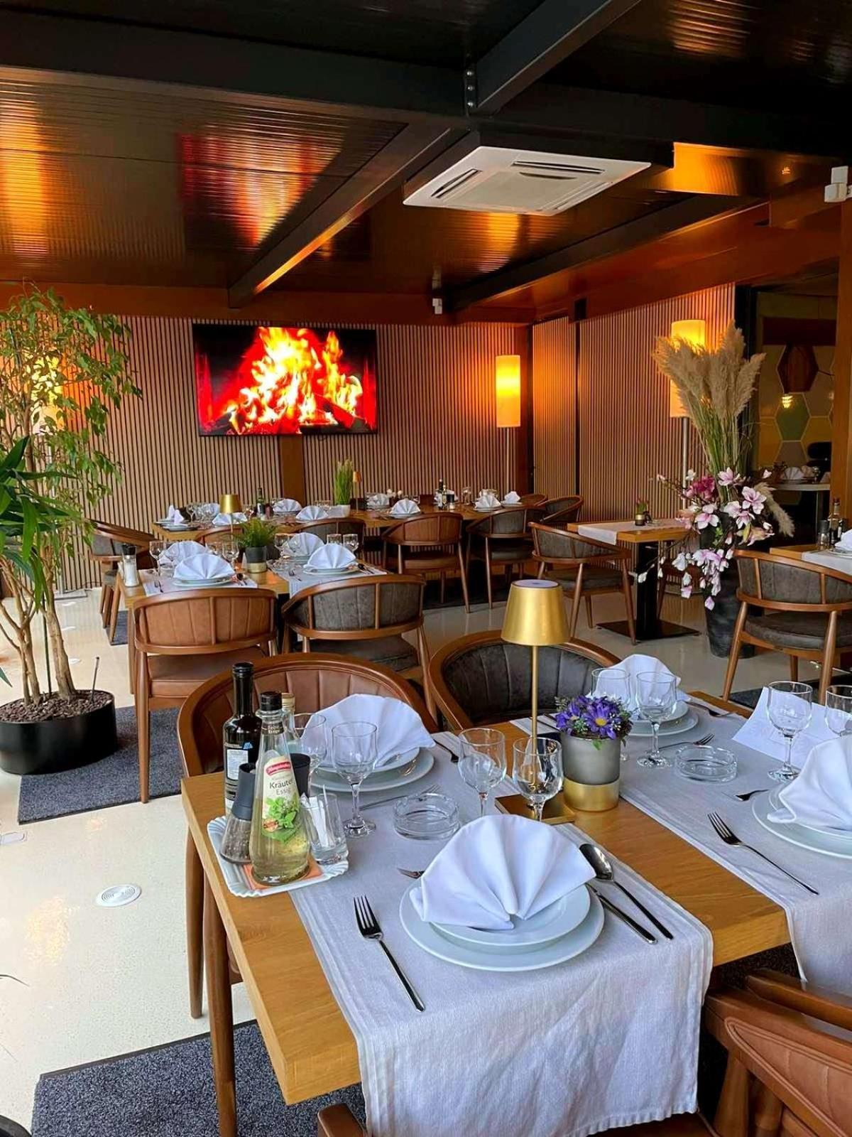 Swiss Plus Hotel Bihać Zewnętrze zdjęcie